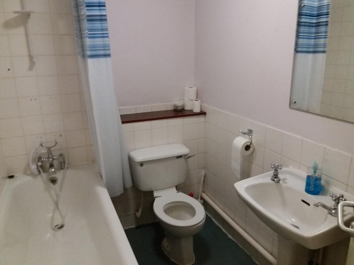 The Crouch Oak Bed & Breakfast Addlestone Bagian luar foto